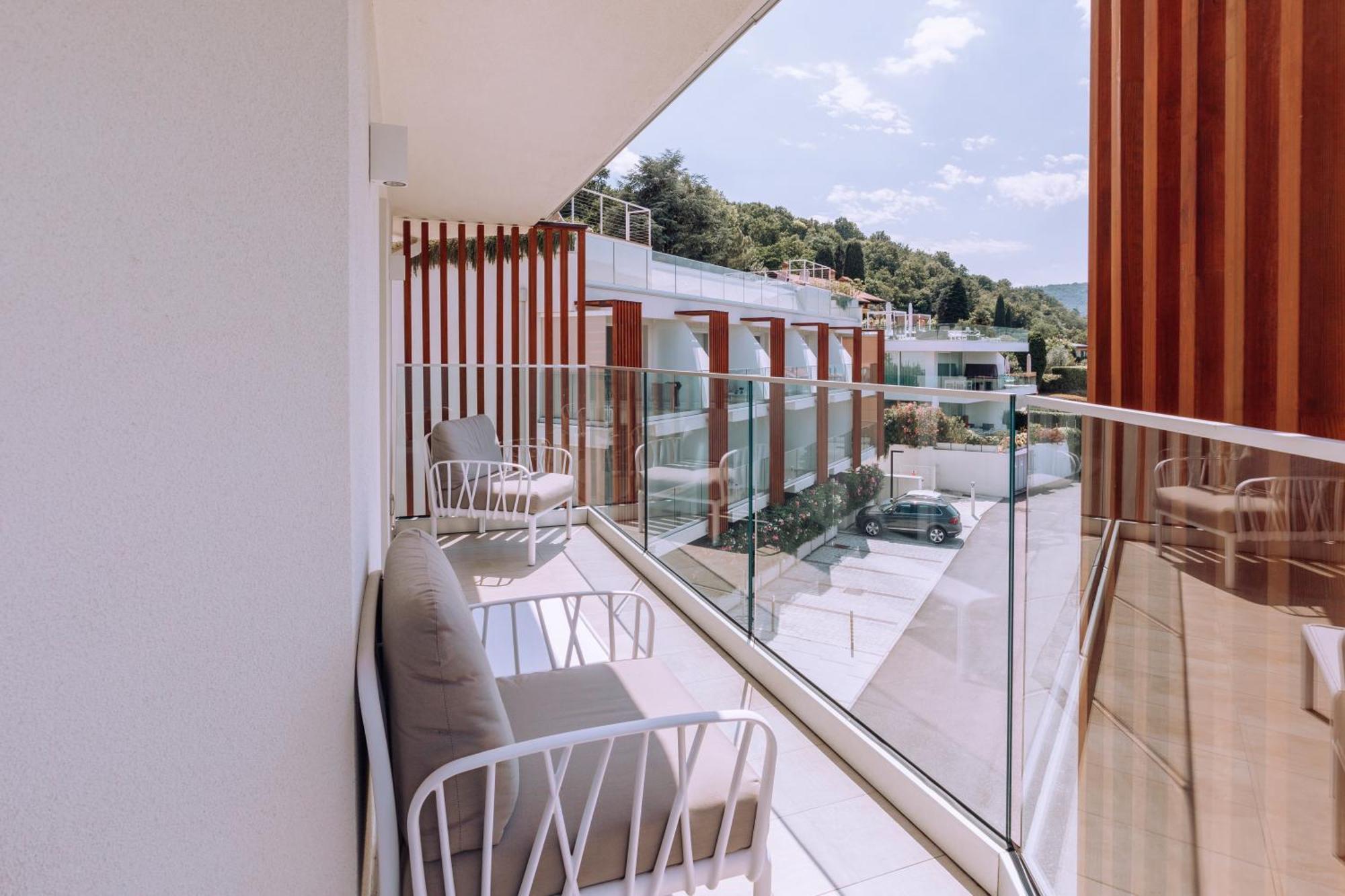 Ah Porticcioli Boutique Apartments San Felice del Benaco Eksteriør billede
