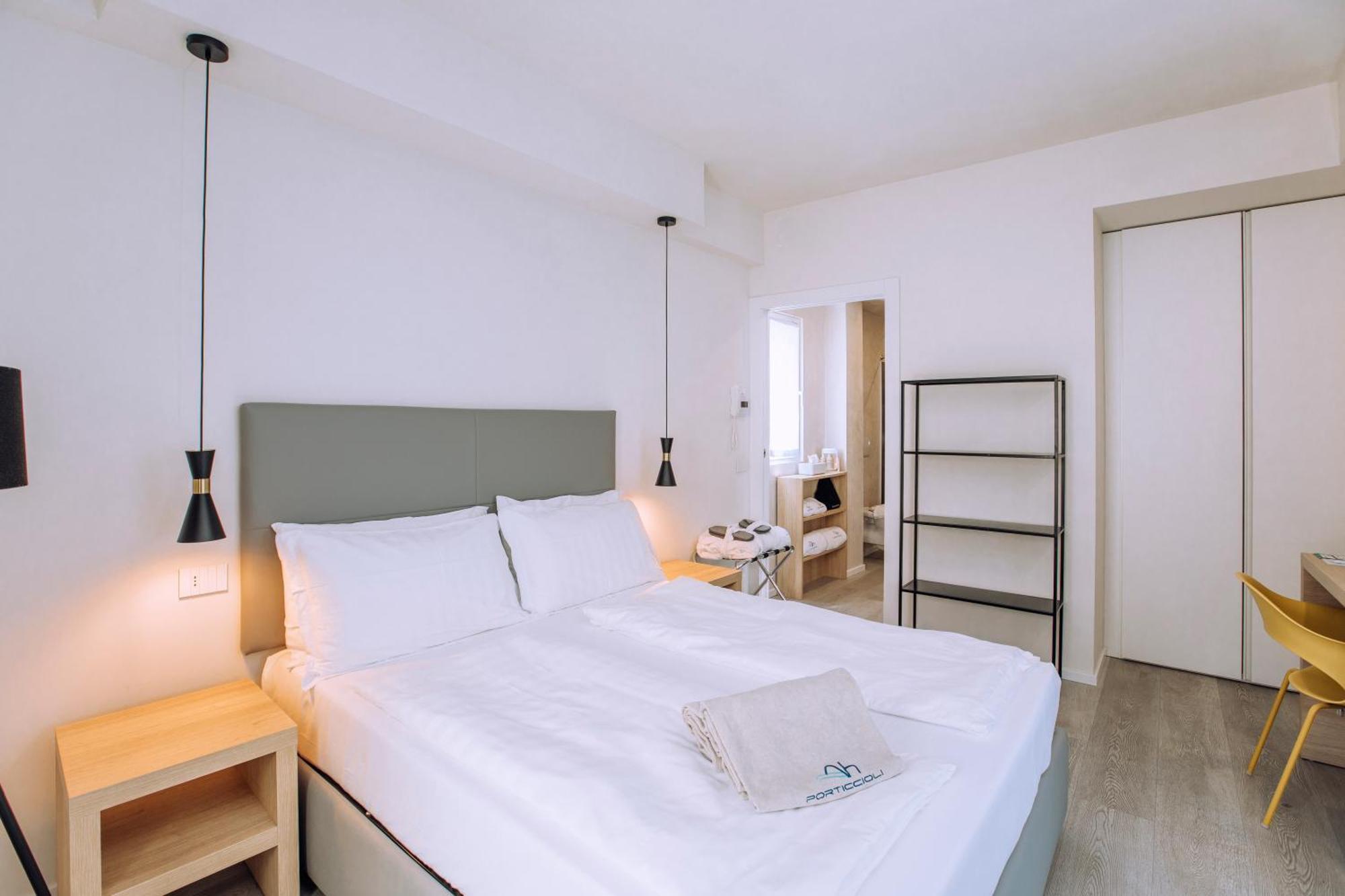 Ah Porticcioli Boutique Apartments San Felice del Benaco Eksteriør billede
