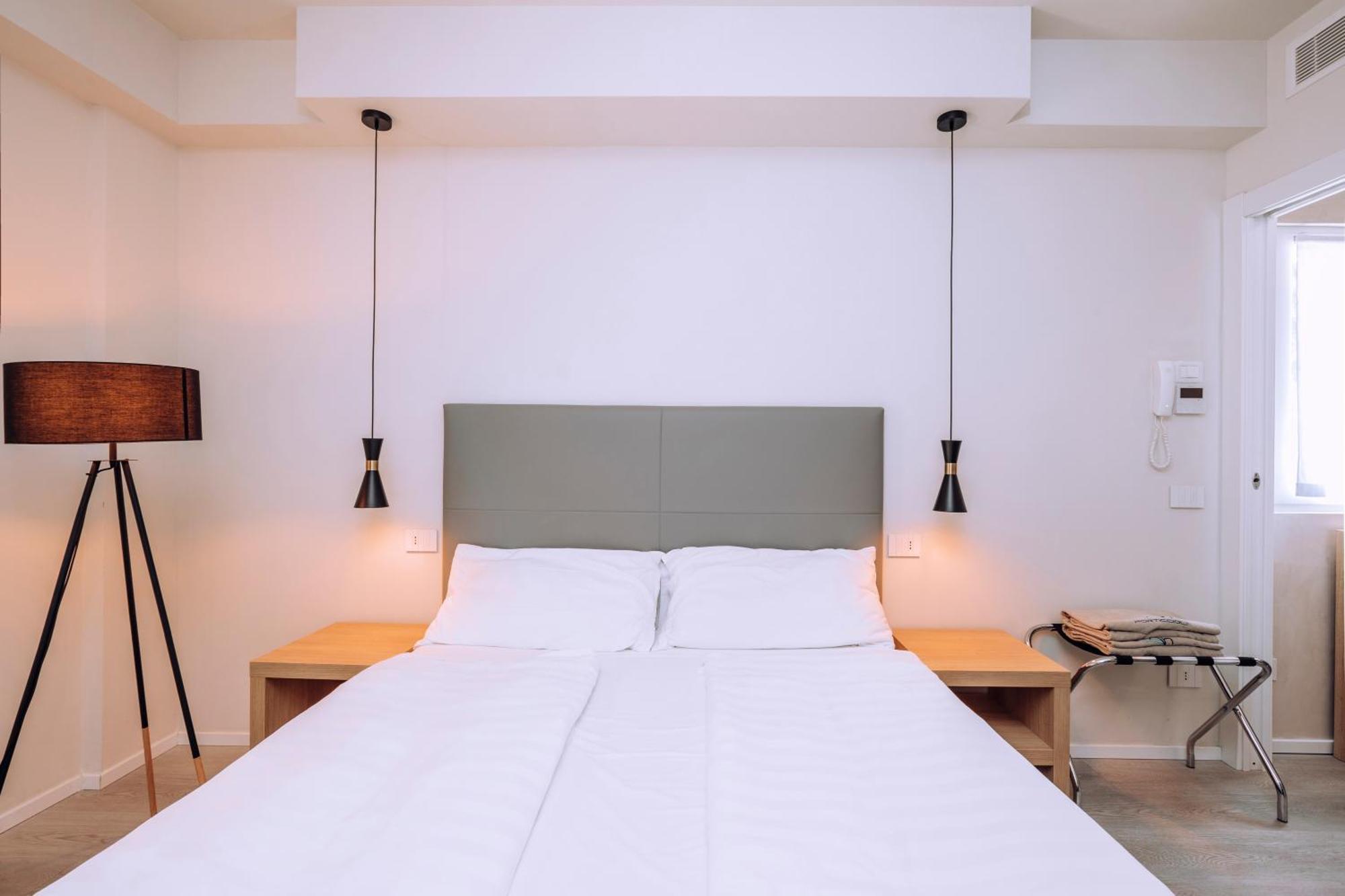 Ah Porticcioli Boutique Apartments San Felice del Benaco Eksteriør billede