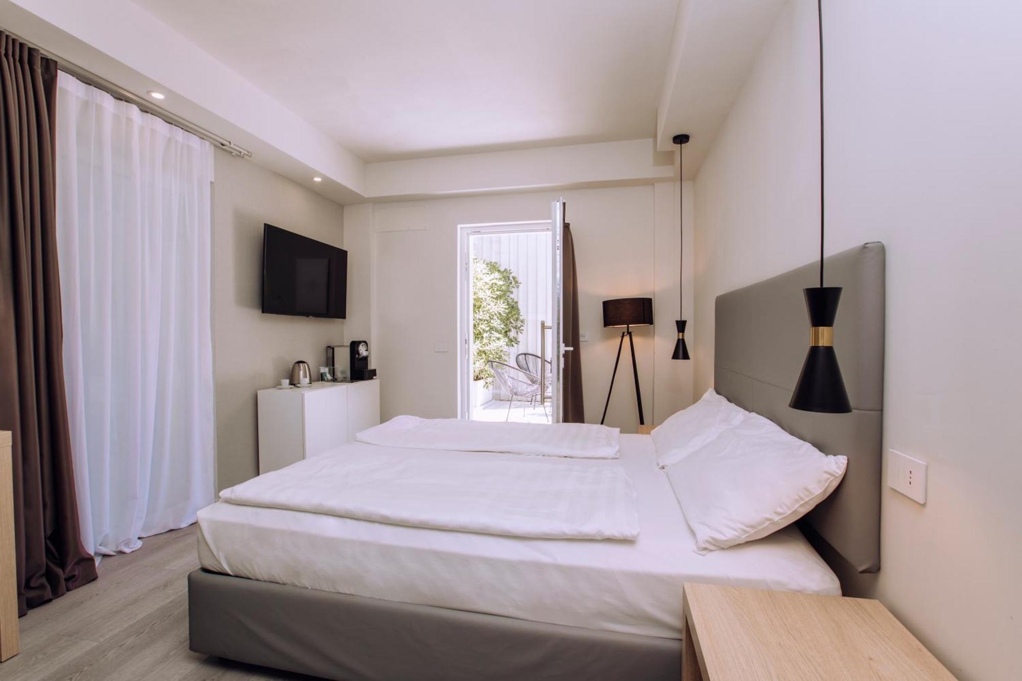 Ah Porticcioli Boutique Apartments San Felice del Benaco Eksteriør billede